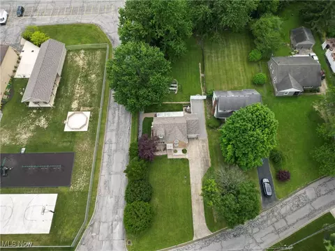 7355 Westview Dr, Boardman, OH 44512 photo 3
