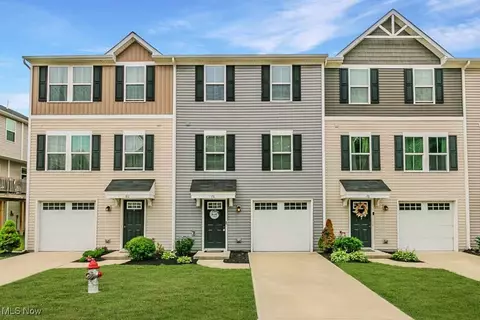 78 Maple Spring Dr, Painesville, OH 44077