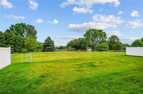 Exterior - 3262 Wright Rd NW, Uniontown, OH 44685 photo 12 of 12