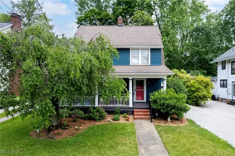 418 Bloomington, Wooster, OH 44691