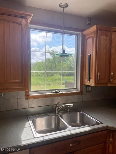 4520 E Wallings Rd, Broadview Heights, OH 44147 photo 5