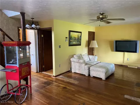 4520 E Wallings Rd, Broadview Heights, OH 44147 photo 9