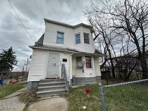 9703 Elwell Ave, Cleveland, OH 44104