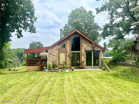 150 Culler Rd, Weirton, WV 26062
