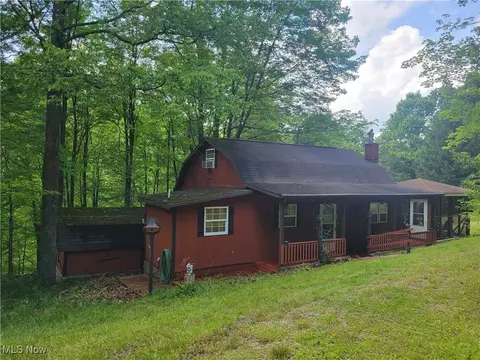 38126 Meadow Wood Trl, Cadiz, OH 43907