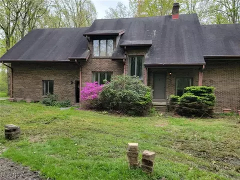 5450 King Graves Rd, Vienna, OH 44473