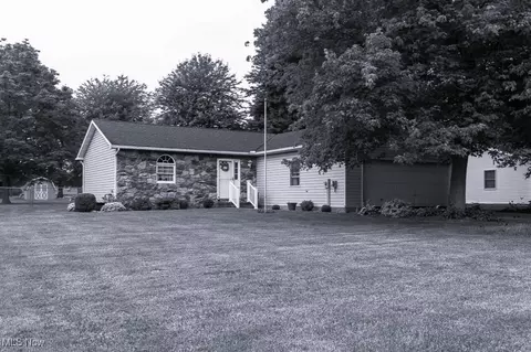 456 Hickory Ln, Salem, OH 44460