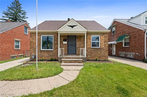 4651 W 150th St, Cleveland, OH 44135