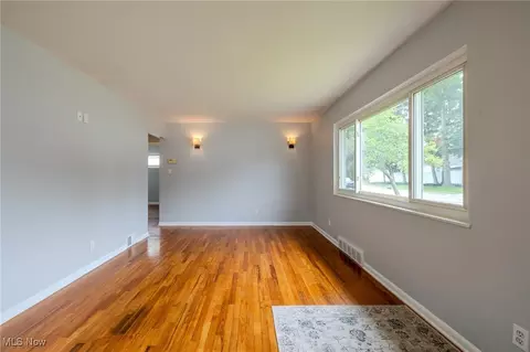 29971 Regent Rd, Wickliffe, OH 44092 photo 13