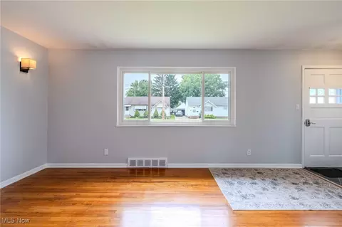 29971 Regent Rd, Wickliffe, OH 44092 photo 17