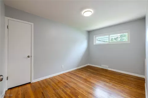 29971 Regent Rd, Wickliffe, OH 44092 photo 19