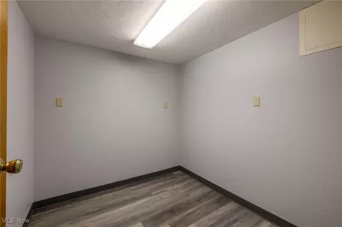 29971 Regent Rd, Wickliffe, OH 44092 photo 33