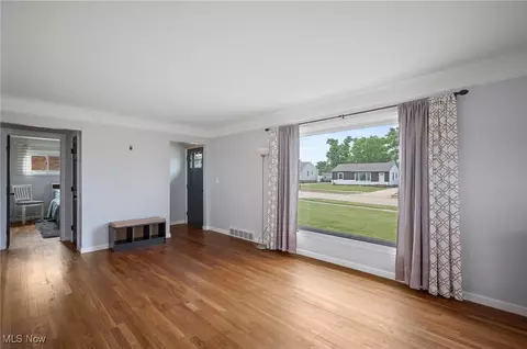 1843 Rush Rd, Wickliffe, OH 44092 photo 12
