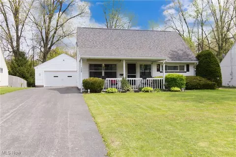 568 Westgate Blvd, Youngstown, OH 44515