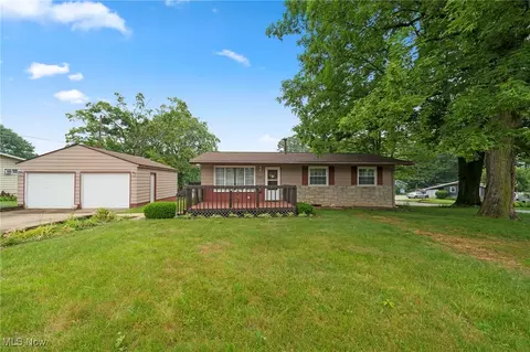 2100 Priscilla Ave NW, Massillon, OH 44647