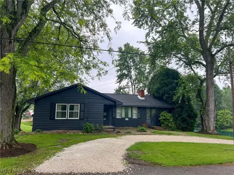 232 Hoffman Rd, Loudonville, OH 44842