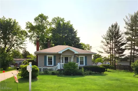 4792 Damon Ave NW, Warren, OH 44483
