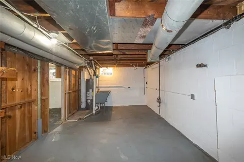 Other - 172 Fair St, Berea, OH 44017 photo 4 of 8