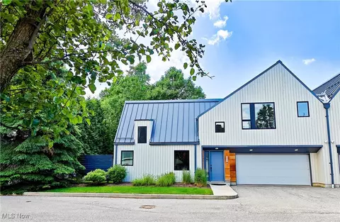 2434 Richmond Rd, Beachwood, OH 44122