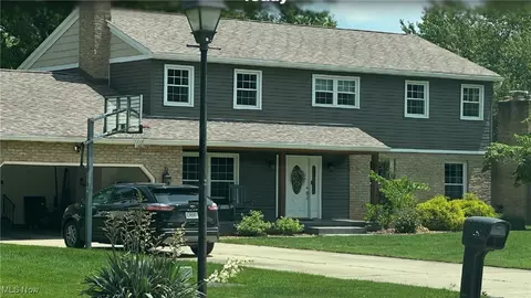5605 Loretta Dr, Boardman, OH 44512