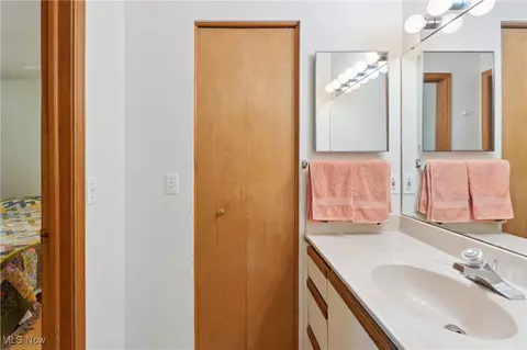 Bath - 82 Pyle Rd, Oberlin, OH 44074 photo 3 of 4