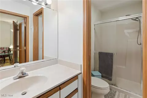 Bath - 82 Pyle Rd, Oberlin, OH 44074 photo 2 of 4