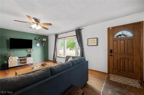 757 Abbe Rd N, Elyria, OH 44035 photo 9