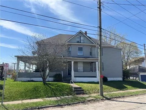 165 Mcdowell Ave, Steubenville, OH 43952