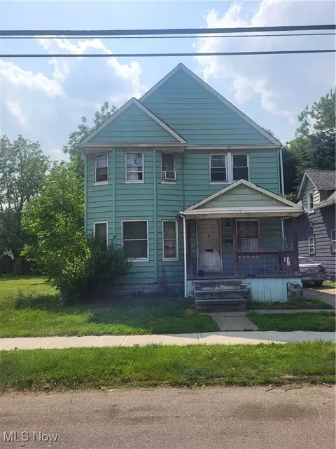 3716 E 50th St, Cleveland, OH 44105