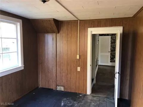 Bedroom - 9117 N Main St, Windham, OH 44288 photo 2 of 4