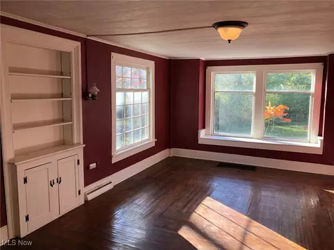 Living - 9117 N Main St, Windham, OH 44288 photo 3 of 5