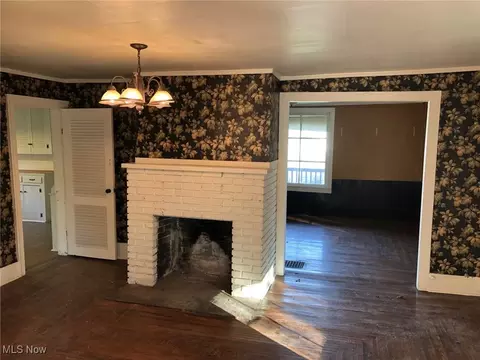 Living - 9117 N Main St, Windham, OH 44288 photo 2 of 5