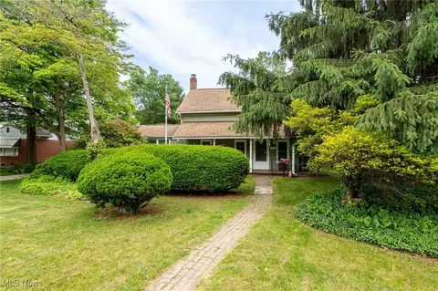 5031 W 220th St, Fairview Park, OH 44126