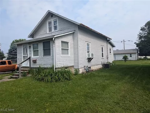 143 2nd St SE, Strasburg, OH 44680
