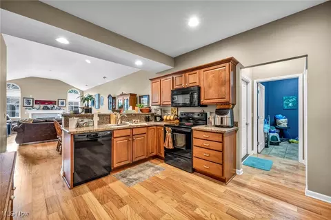 3845 Windsor Bridge Cir, Huron, OH 44839 photo 14