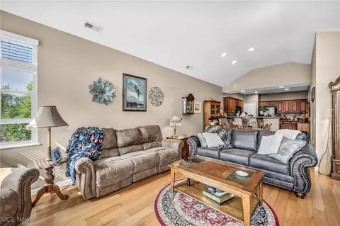 3845 Windsor Bridge Cir, Huron, OH 44839 photo 5