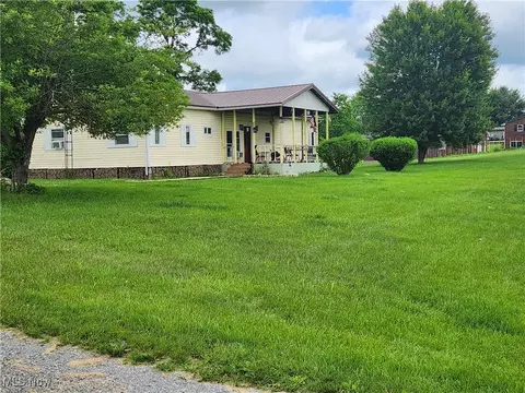 751 State Route 83, Beverly, OH 45715