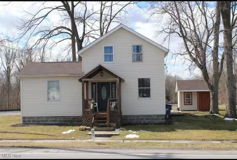 799 N Main St, Grafton, OH 44044