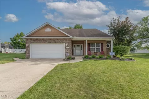 273 Rauscher Ct, Elyria, OH 44035