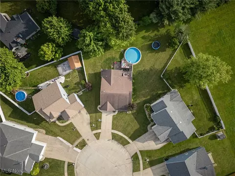 View/Area - 273 Rauscher Ct, Elyria, OH 44035 photo 2 of 4