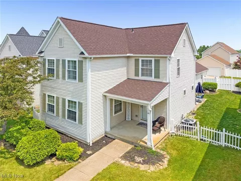 1150 Chapman Ln #40, Medina, OH 44256
