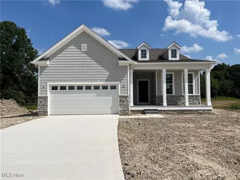4568 Robinwood Ct, Medina, OH 44256