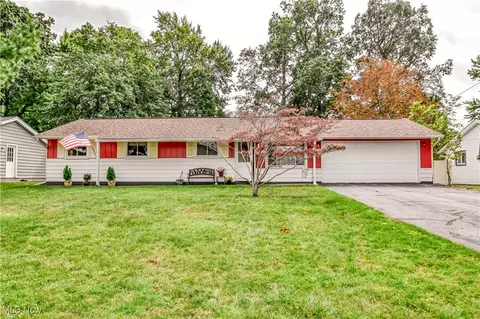 7316 Eric Dr, Mentor, OH 44060