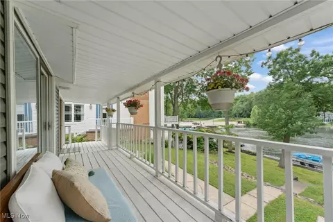 Exterior - 4324 Ormond Dr, New Franklin, OH 44319 photo 9 of 14