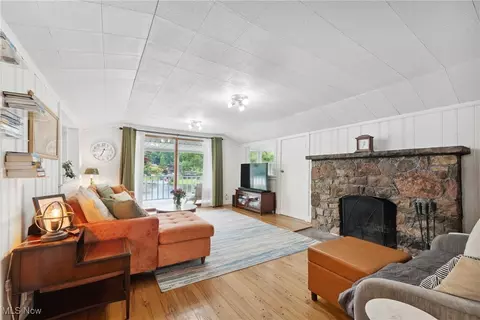 Living - 4324 Ormond Dr, New Franklin, OH 44319 photo 1 of 3