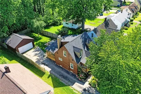 View/Area - 400 Spring St, Struthers, OH 44471 photo 1 of 3