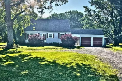 615 Sawburg Ave N, Alliance, OH 44601