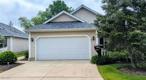 7524 Sanctuary Cir, Brecksville, OH 44141