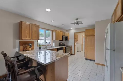 Kitchen - 7876 Walnut St #B, Boardman, OH 44512 photo 4 of 5