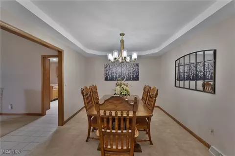 Dining - 7876 Walnut St #B, Boardman, OH 44512 photo 1 of 2